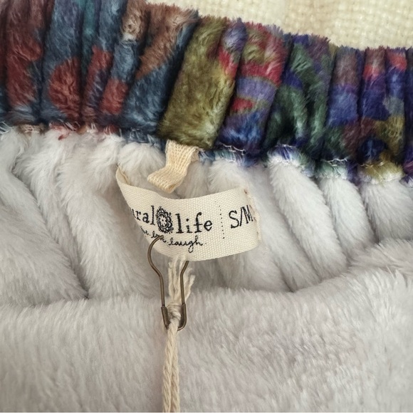Natural Life Towel Wrap - Picture 4 of 5